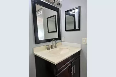 2300 SE 2nd Street, Pompano Beach, FL 33062 - Photo 8