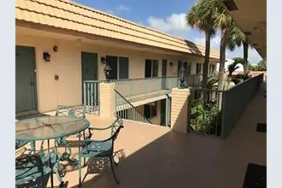 2300 SE 2nd Street, Pompano Beach, FL 33062 - Photo 1