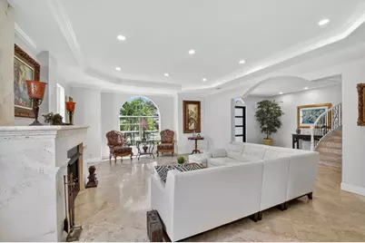 7249 NE Bay Harbour Avenue, Boca Raton, FL 33487 - Photo 8