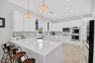 7249 NE Bay Harbour Ave, Boca Raton, FL 33487 - Photo 10