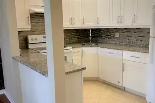441 Pine Glen Ln, Greenacres, FL 33463 - Photo 10