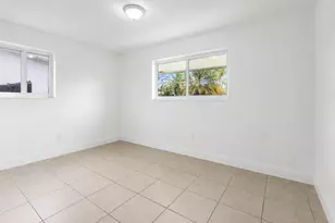 8781 NW 15th St, Pembroke Pines, FL 33024 - Photo 8