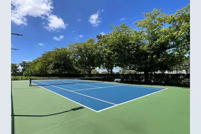 465 SW 113th Way #465, Pembroke Pines, FL 33025 - Photo 10
