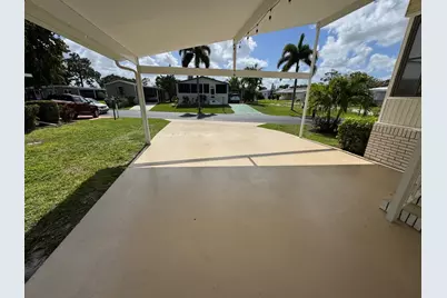 8924 Princess Donna Court E, Boynton Beach, FL 33436 - Photo 2