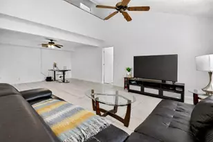 102 Maplecrest Cir, Jupiter, FL 33458 - Photo 14