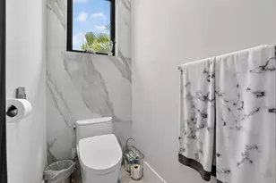 334 Isle of Capri Dr, Fort Lauderdale, FL 33301 - Photo 68