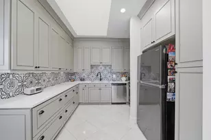 47 N Lakeshore Dr, Hypoluxo, FL 33462 - Photo 10
