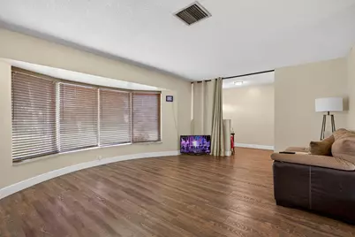 6701 NW 20th Street, Margate, FL 33063 - Photo 6