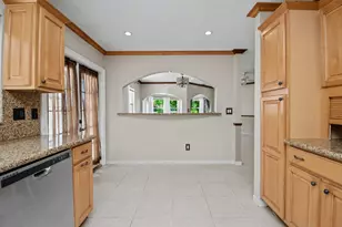 9709 Sunny Isle Cir, Boca Raton, FL 33428 - Photo 18