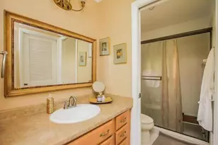 9709 Sunny Isle Cir, Boca Raton, FL 33428 - Photo 10