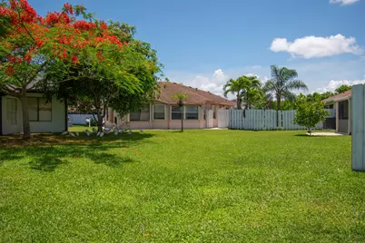 9709 Sunny Isle Circle, Boca Raton, FL 33428 - Photo 34