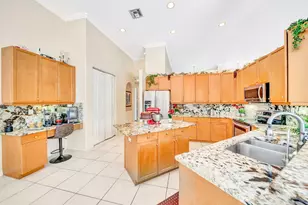 6169 NW 53rd Cir, Coral Springs, FL 33067 - Photo 20