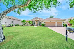 6169 NW 53rd Cir, Coral Springs, FL 33067 - Photo 4