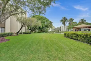 955 Egret Cir, Delray Beach, FL 33444 - Photo 20