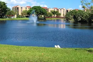 955 Egret Cir, Delray Beach, FL 33444 - Photo 24