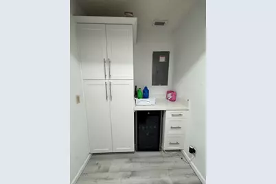 1518 Royal Forest Court, Palm Springs, FL 33406 - Photo 20