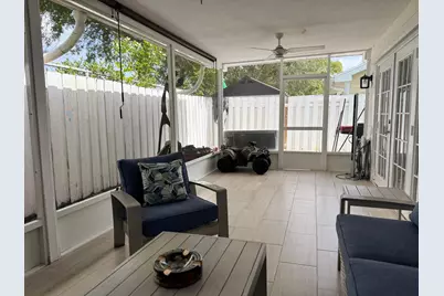 1518 Royal Forest Court, Palm Springs, FL 33406 - Photo 40