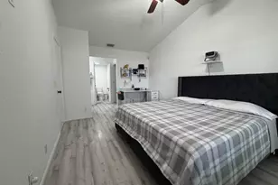 1518 Royal Forest Ct, Palm Springs, FL 33406 - Photo 22
