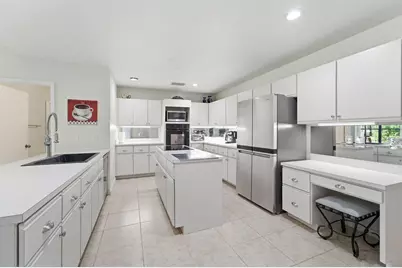 5562 Reynolds Road, Lake Worth, FL 33449 - Photo 12