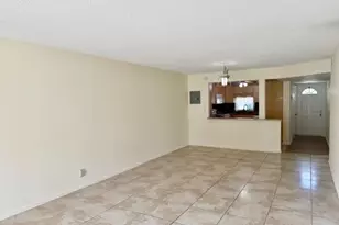 8940 S Hollybrook Blvd, Pembroke Pines, FL 33025 - Photo 12