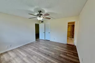8940 S Hollybrook Blvd, Pembroke Pines, FL 33025 - Photo 4