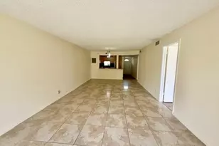 8940 S Hollybrook Blvd, Pembroke Pines, FL 33025 - Photo 8