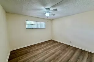 8940 S Hollybrook Blvd, Pembroke Pines, FL 33025 - Photo 6