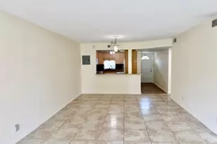 8940 S Hollybrook Blvd, Pembroke Pines, FL 33025 - Photo 2