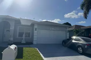 1011 Salmon Isle, Greenacres, FL 33413 - Photo 2
