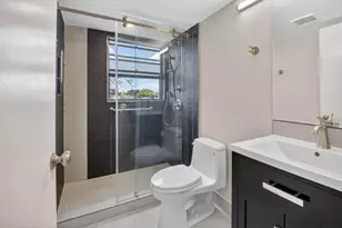 144 Fanshaw D, Boca Raton, FL 33434 - Photo 24
