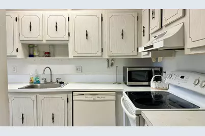 1551 NW 20th Avenue #102, Delray Beach, FL 33445 - Photo 4