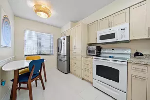 6065 Pointe Regal Cir, Delray Beach, FL 33484 - Photo 6