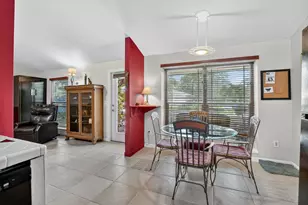 8353 Huntsman Pl, Boca Raton, FL 33433 - Photo 16