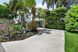 8353 Huntsman Pl, Boca Raton, FL 33433 - Photo 4