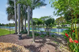 8353 Huntsman Pl, Boca Raton, FL 33433 - Photo 36
