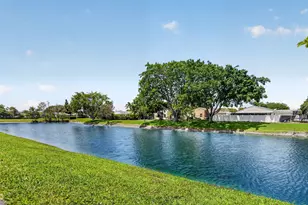 8353 Huntsman Pl, Boca Raton, FL 33433 - Photo 42