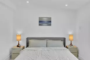 209 NE 27th Dr, Wilton Manors, FL 33334 - Photo 22