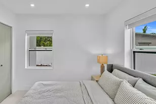 209 NE 27th Dr, Wilton Manors, FL 33334 - Photo 32
