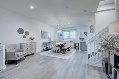 525 Bayfront Drive, Boynton Beach, FL 33435 - Photo 2