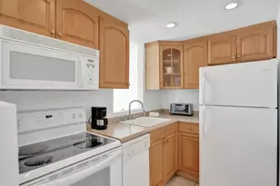 625 Antioch Ave, Fort Lauderdale, FL 33304 - Photo 6