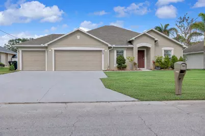 249 SE Whitmore Drive, Port Saint Lucie, FL 34984 - Photo 2