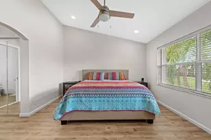 8050 Aberdeen Dr, Boynton Beach, FL 33472 - Photo 32