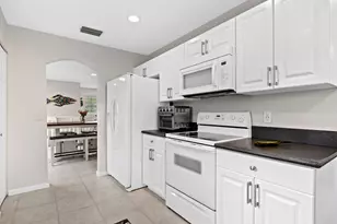 8050 Aberdeen Dr, Boynton Beach, FL 33472 - Photo 22