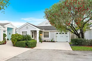 58 Admirals Ct, Palm Beach Gardens, FL 33418 - Photo 14