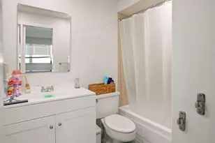 16750 NE 10th Ave, North Miami Beach, FL 33162 - Photo 12