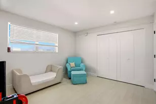 16750 NE 10th Ave, North Miami Beach, FL 33162 - Photo 10