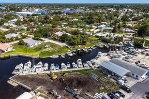 4300 SE St Lucie Blvd, Stuart, FL 34997 - Photo 16
