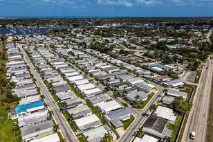 4300 SE St Lucie Blvd, Stuart, FL 34997 - Photo 32