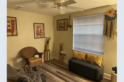 822 Summit Lake Drive, West Palm Beach, FL 33406 - Photo 2