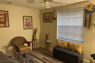 822 Summit Lake Dr, West Palm Beach, FL 33406 - Photo 2